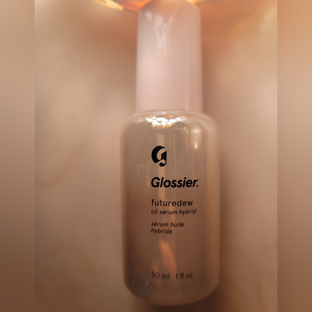 New Glossier Futuredew